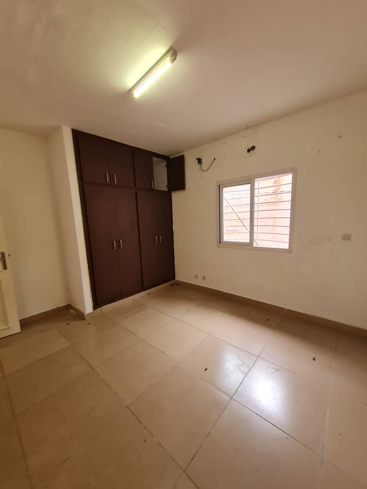 Studio Moderne à Louer sur Libreville