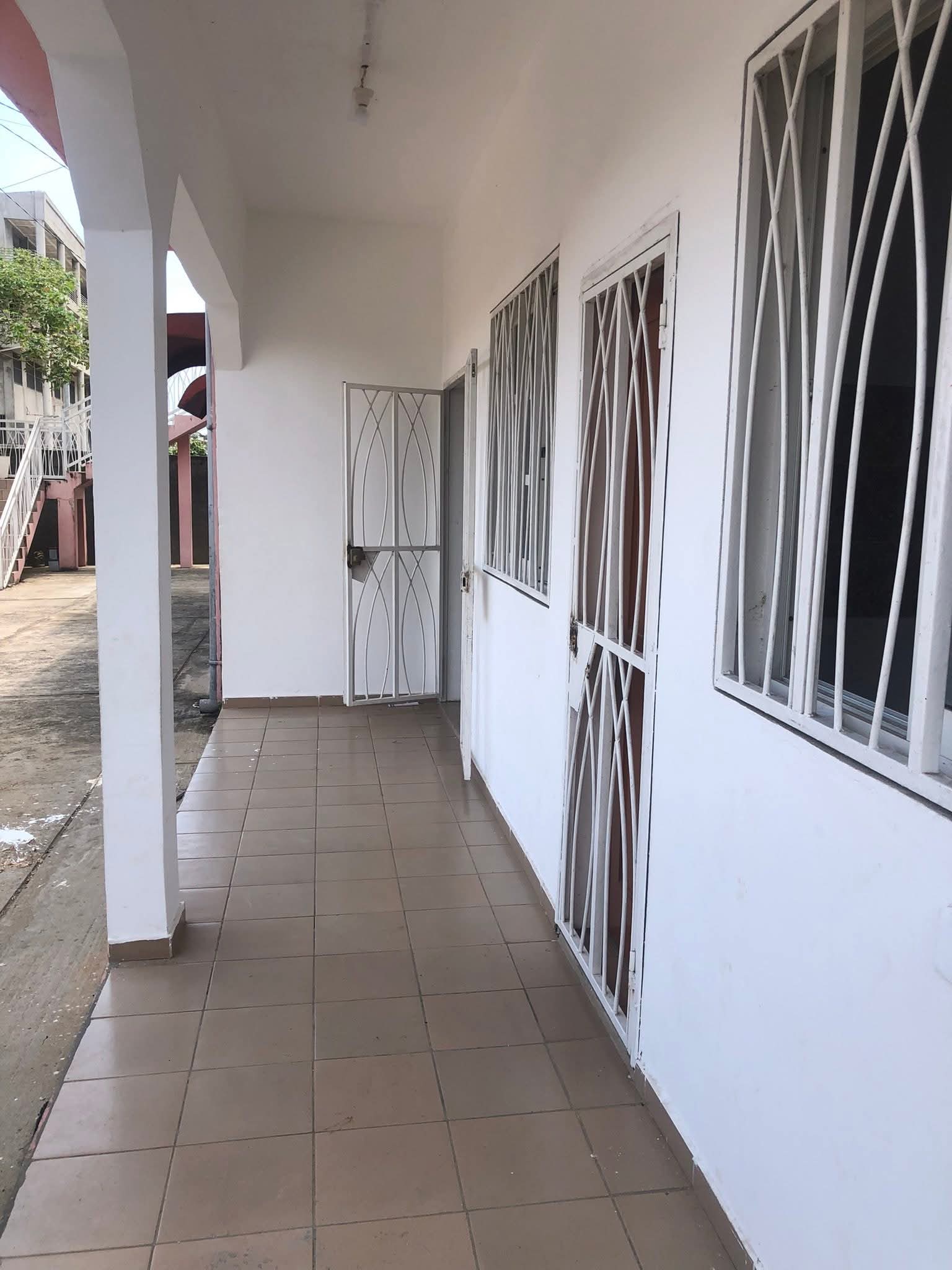 Appartement de 2 Chambres à louer  okala rivière