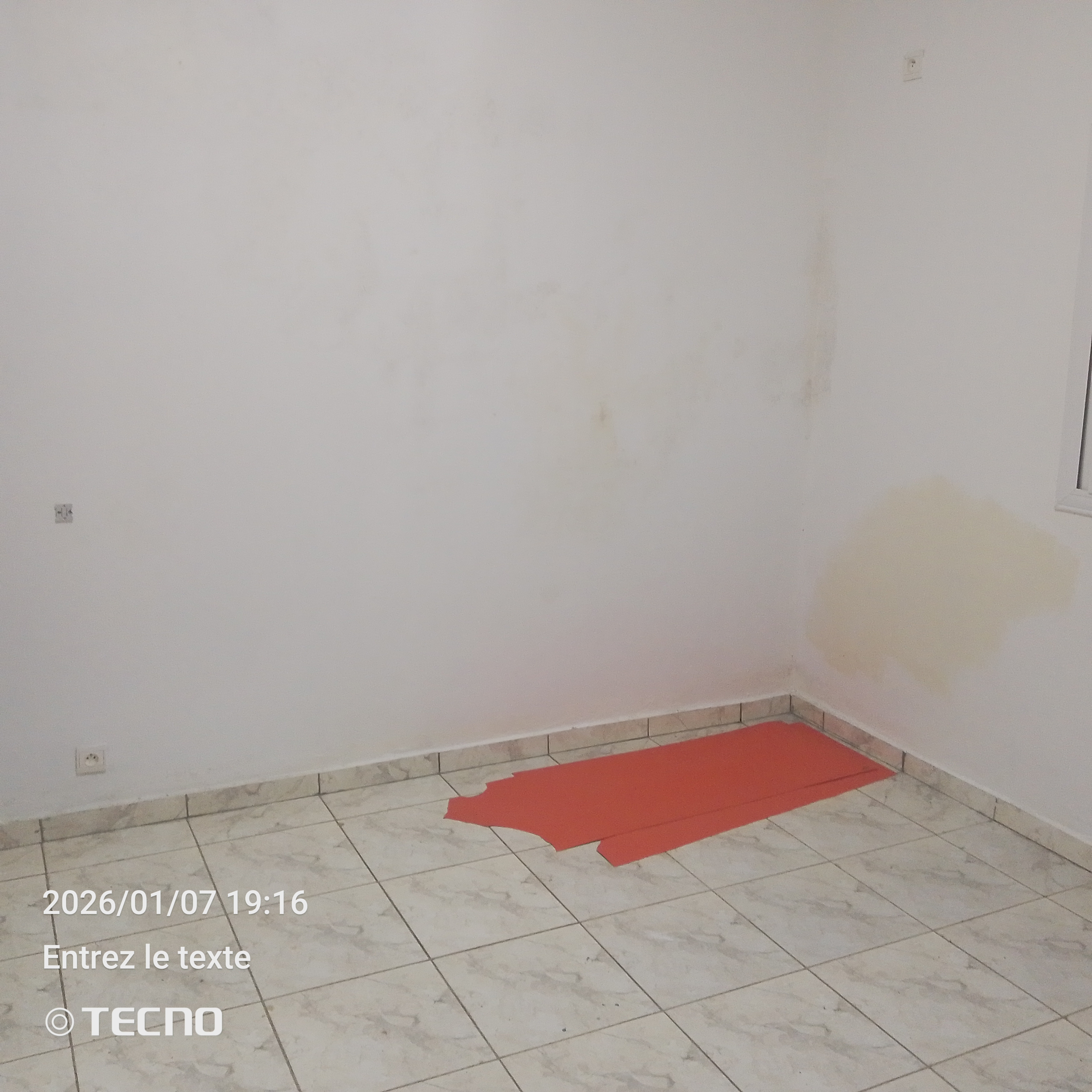 Local Commercial à Akanda (Malibe 1)