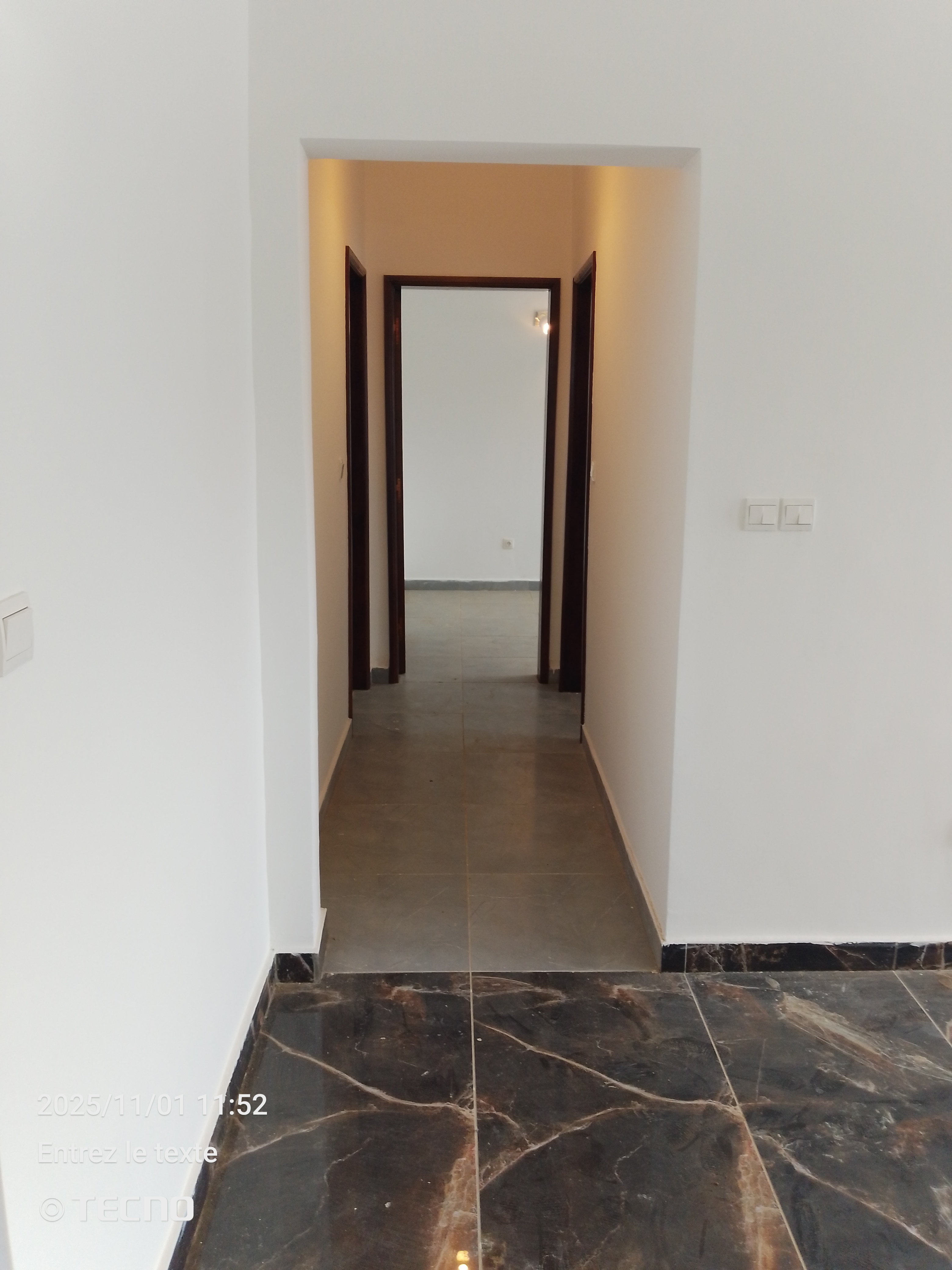 Très bel Appartement disponible à AKANDA